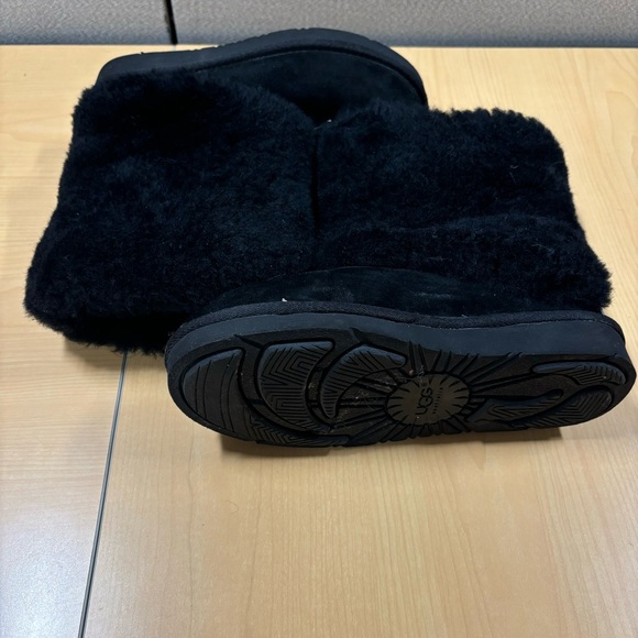 UGG Patten Sherpa Womens Size 5 Black Classic Outdoor Winter Boots - Picture 6 of 8